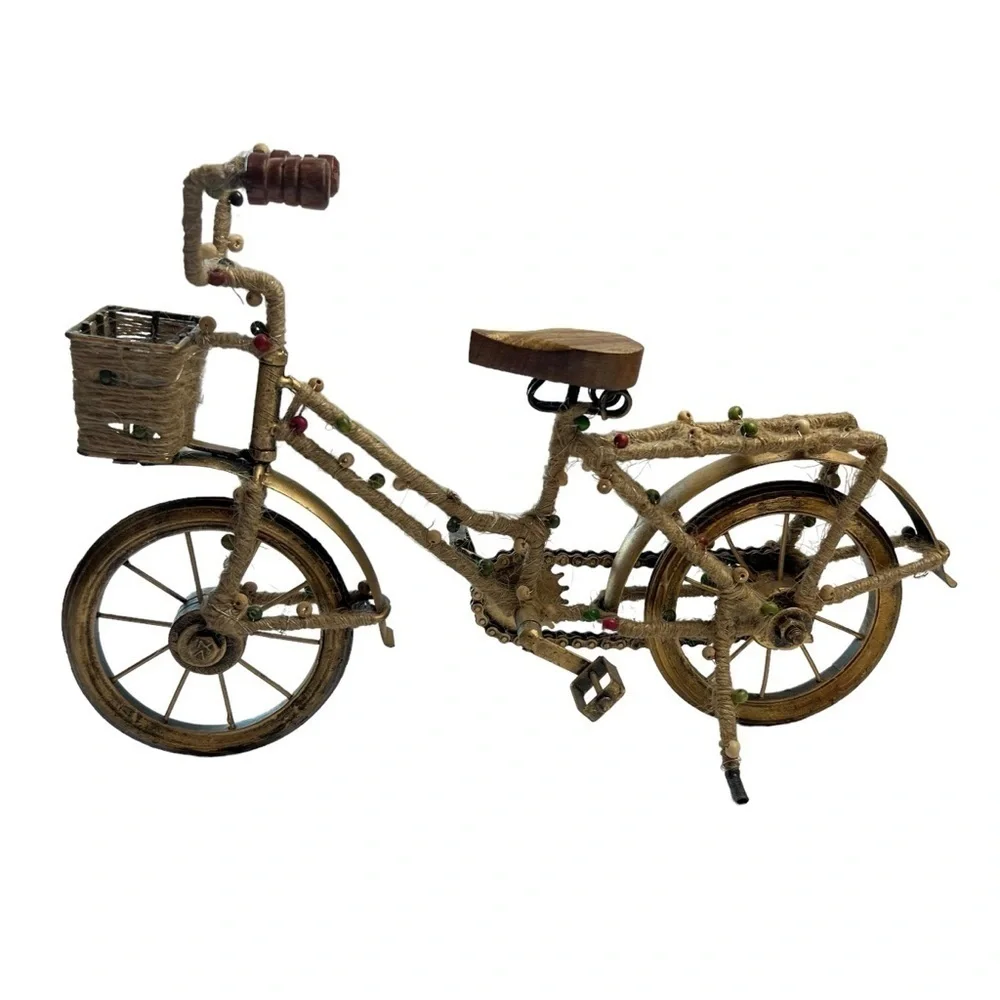 Bicycle Decor Statu Model 15” X 11”Photography Prop Bike Love Farmhouse Art Mini